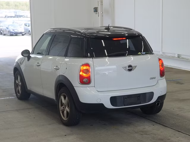MINI CROSSOVER