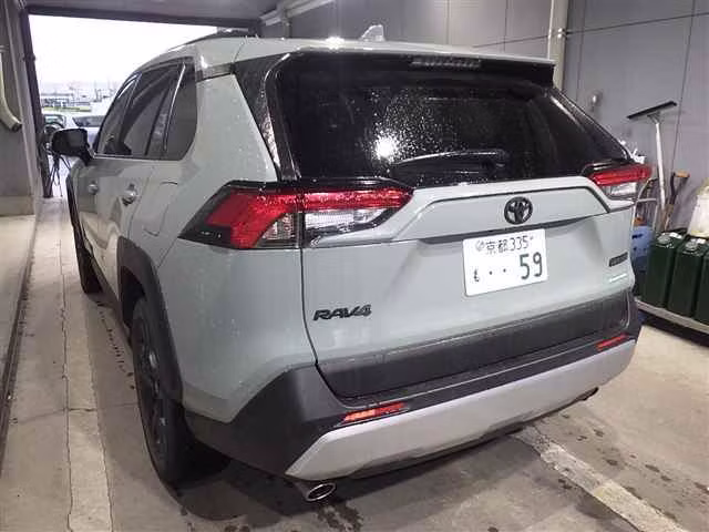 TOYOTA RAV4