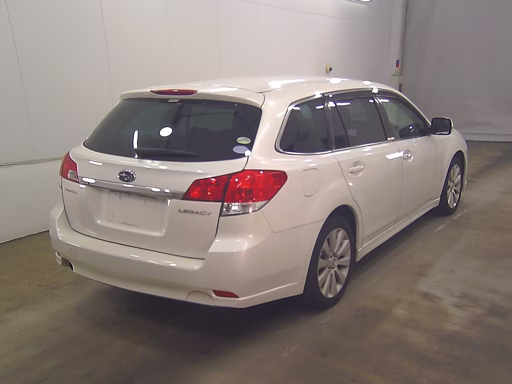 SUBARU LEGACY
