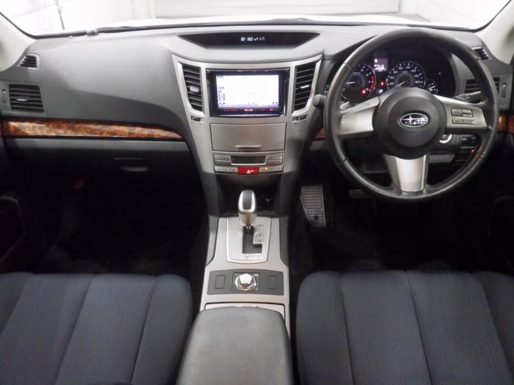 SUBARU LEGACY
