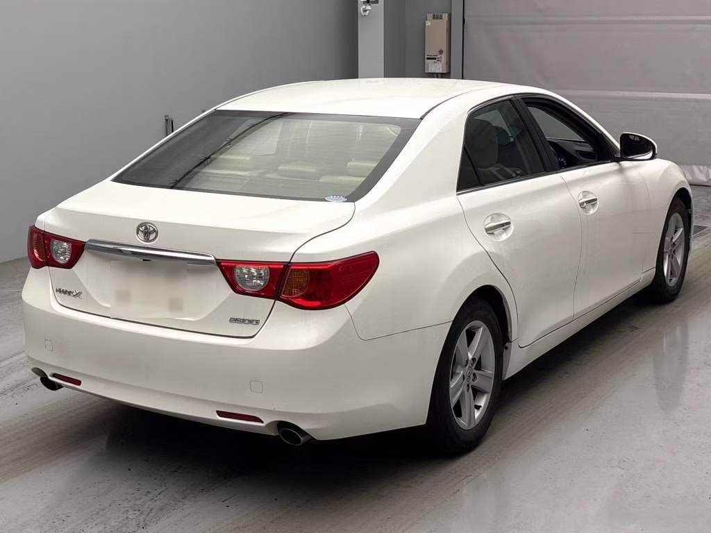 TOYOTA MARK X