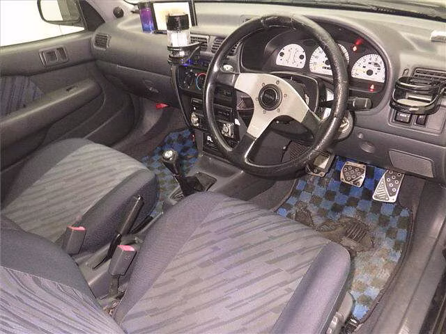 TOYOTA STARLET