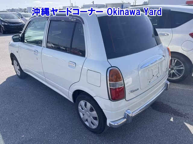 DAIHATSU MIRA GINO