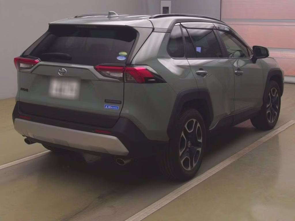 TOYOTA RAV4