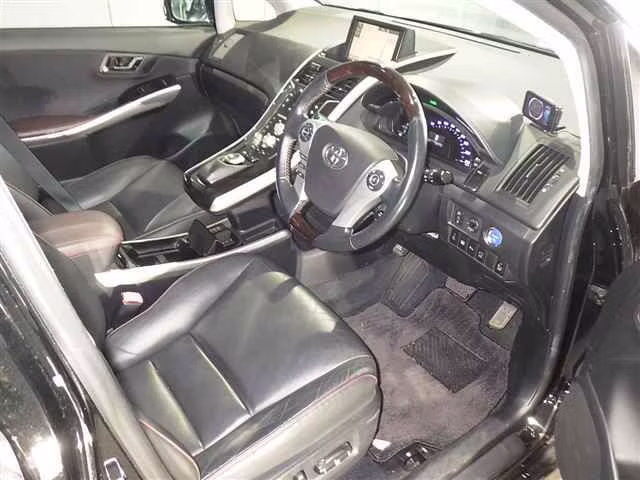 TOYOTA SAI