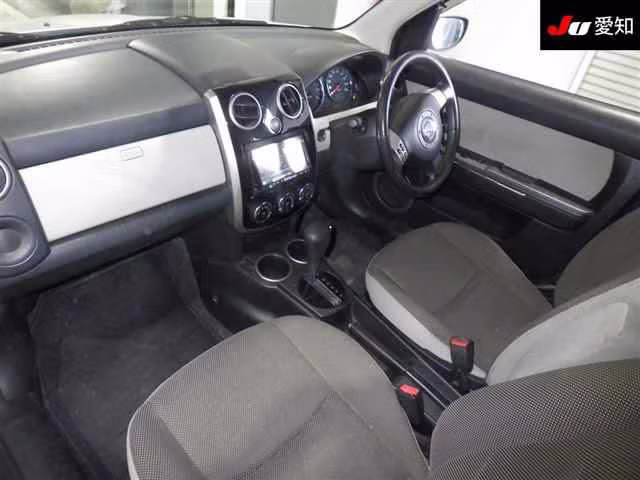 MAZDA VERISA
