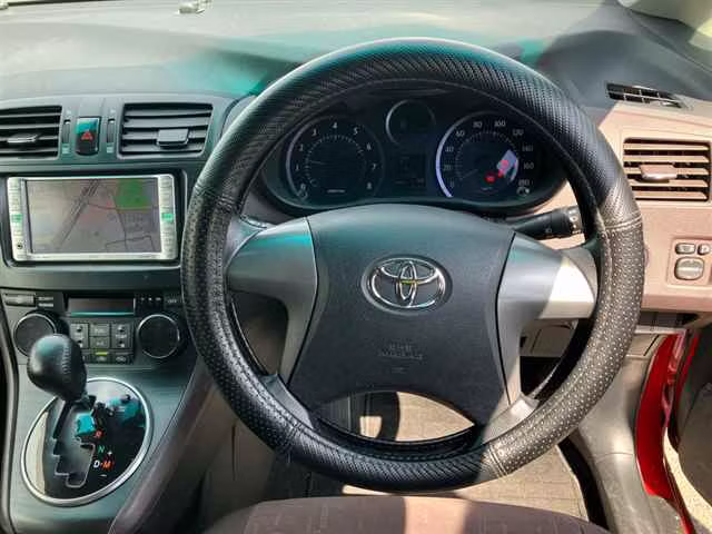 TOYOTA MARK X ZIO