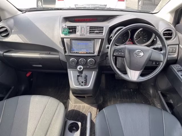 NISSAN LAFESTA