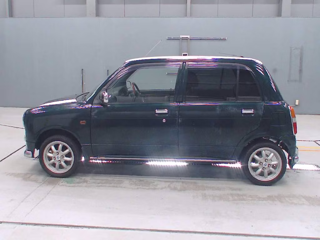 DAIHATSU MIRA GINO