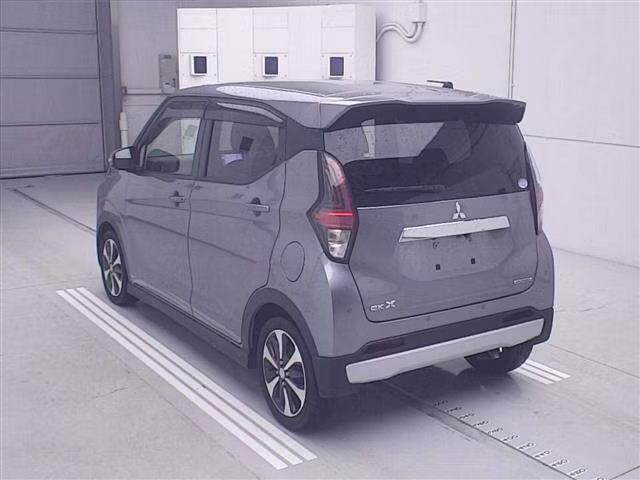 MITSUBISHI EK X