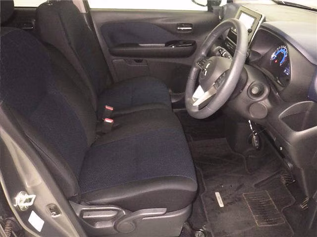 MITSUBISHI EK X