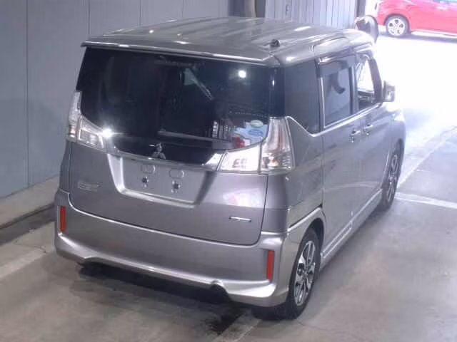 MITSUBISHI DELICA D:2