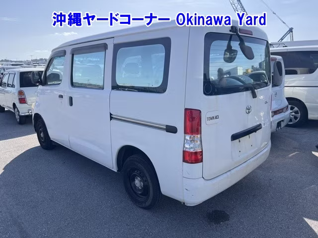 TOYOTA TOWN ACE