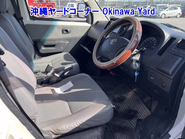 TOYOTA TOWN ACE
