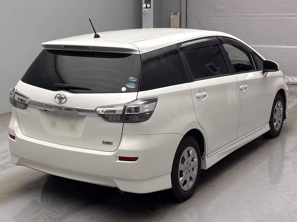 TOYOTA WISH