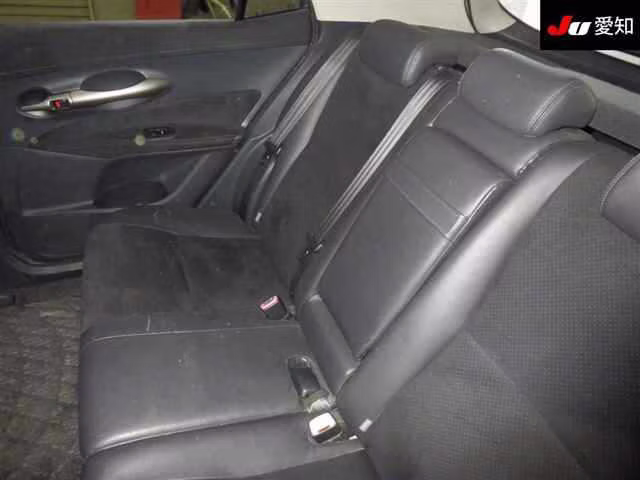 TOYOTA BLADE