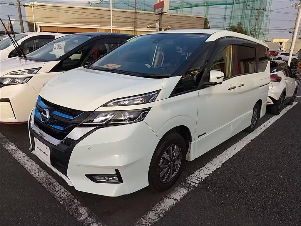 NISSAN SERENA