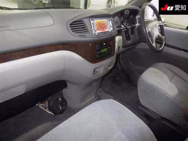 TOYOTA HIACE REGIUS