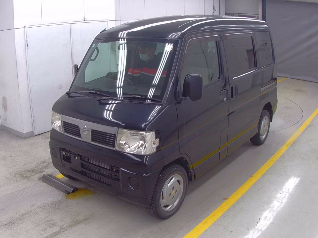 NISSAN CLIPPER