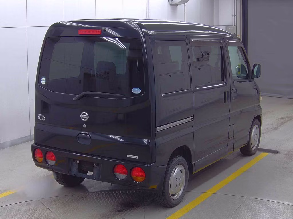 NISSAN CLIPPER