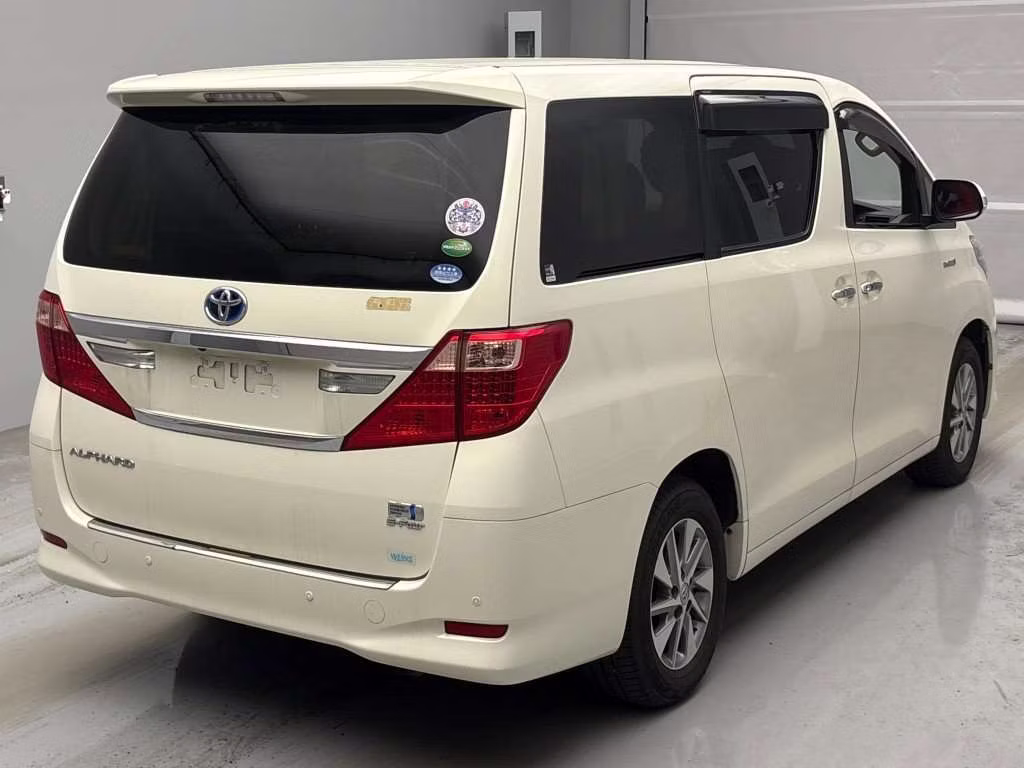 TOYOTA ALPHARD