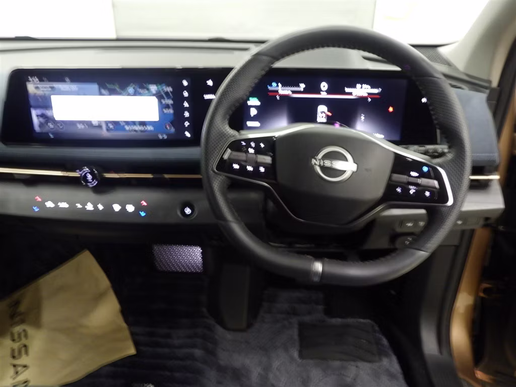 NISSAN ARIYA