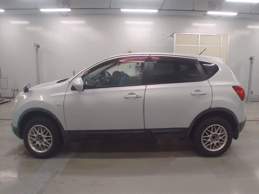 NISSAN DUALIS