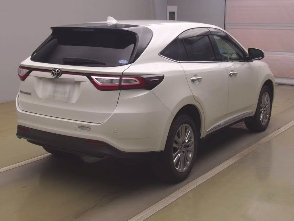 TOYOTA HARRIER