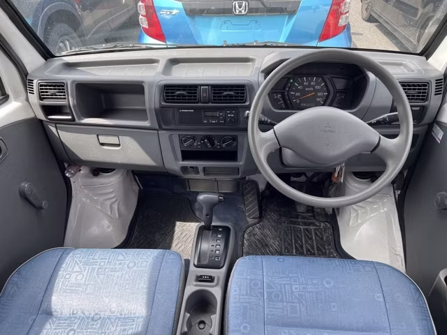 MITSUBISHI MINICAB