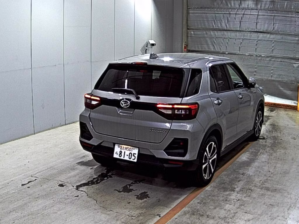 DAIHATSU ROCKY