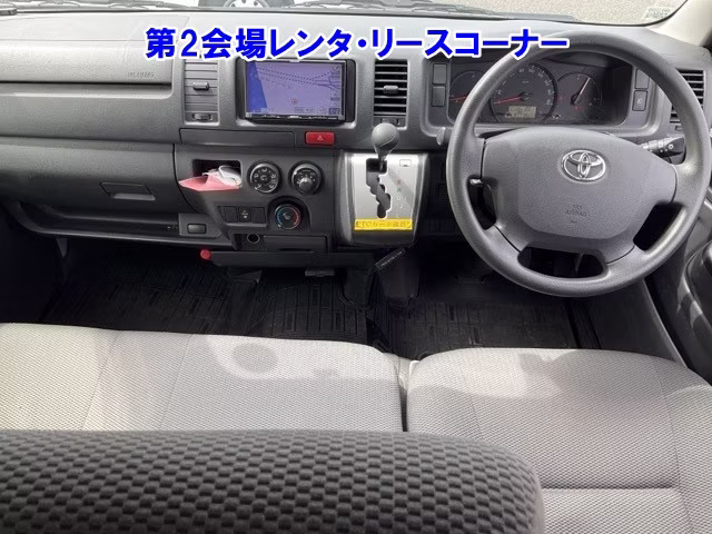 TOYOTA REGIUS ACE