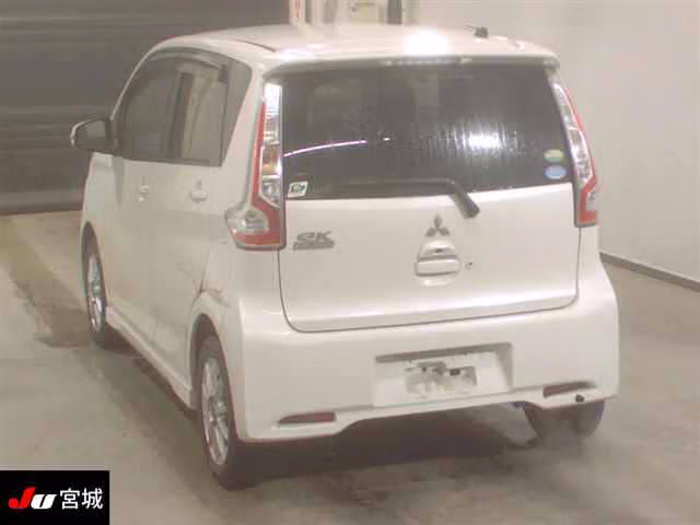 MITSUBISHI EK CUSTOM