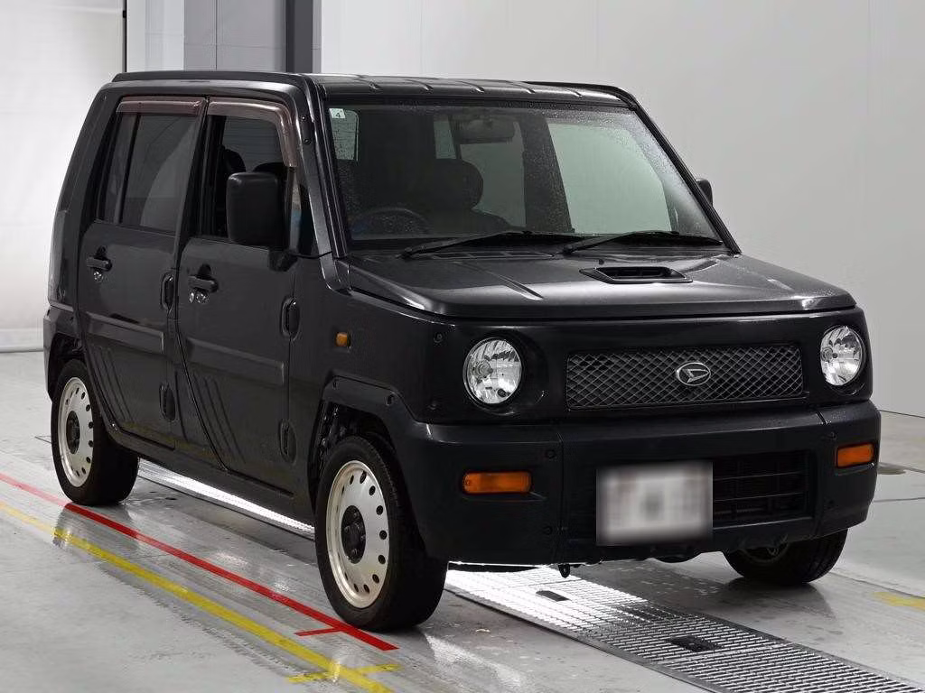 DAIHATSU NAKED