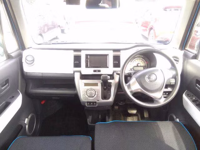 MAZDA FLAIR CROSSOVER