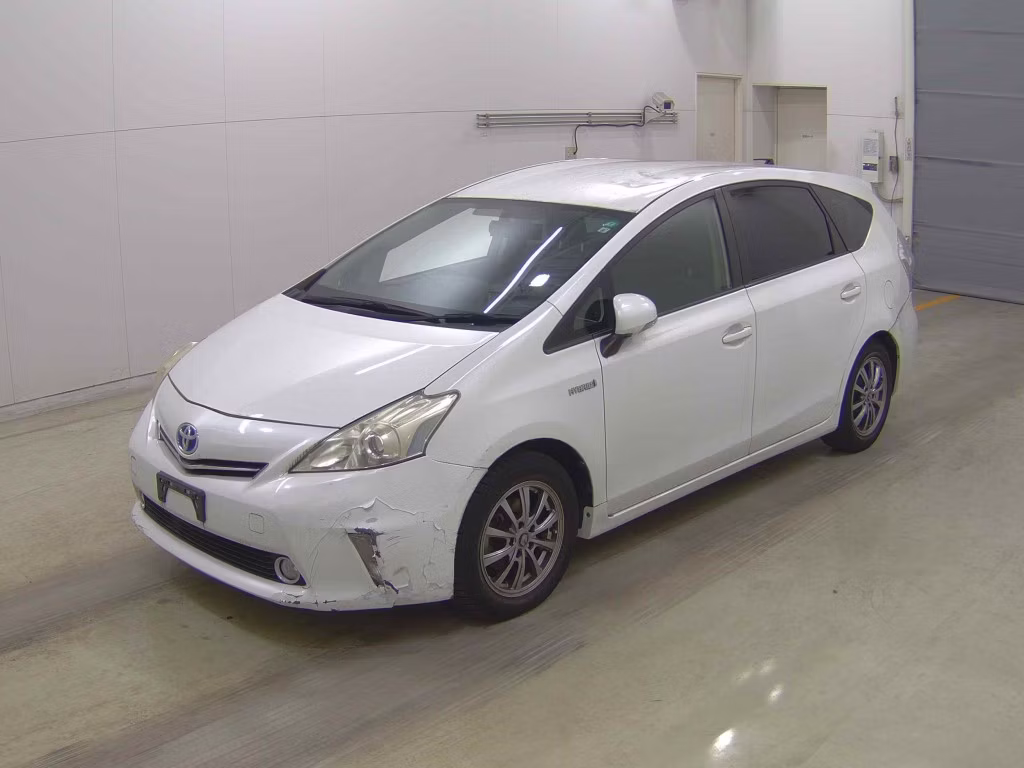 TOYOTA PRIUS ALPHA