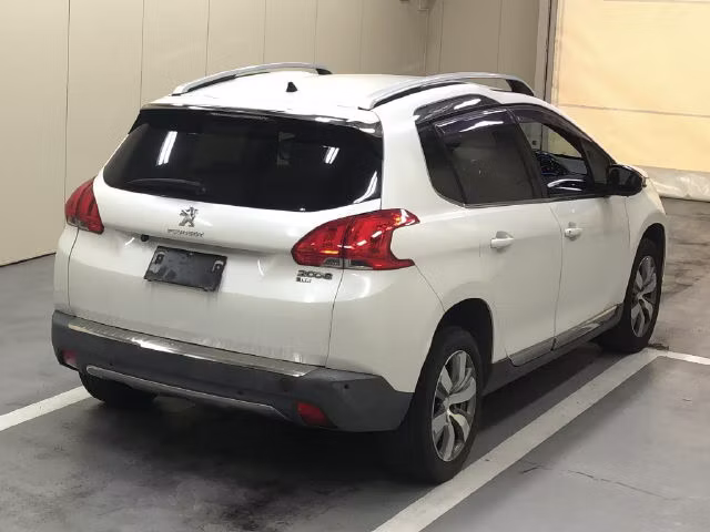 PEUGEOT 2008