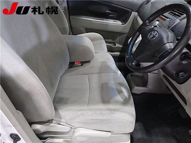 TOYOTA PASSO SETTE