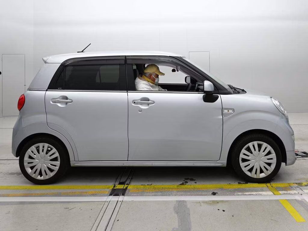 TOYOTA PIXIS JOY