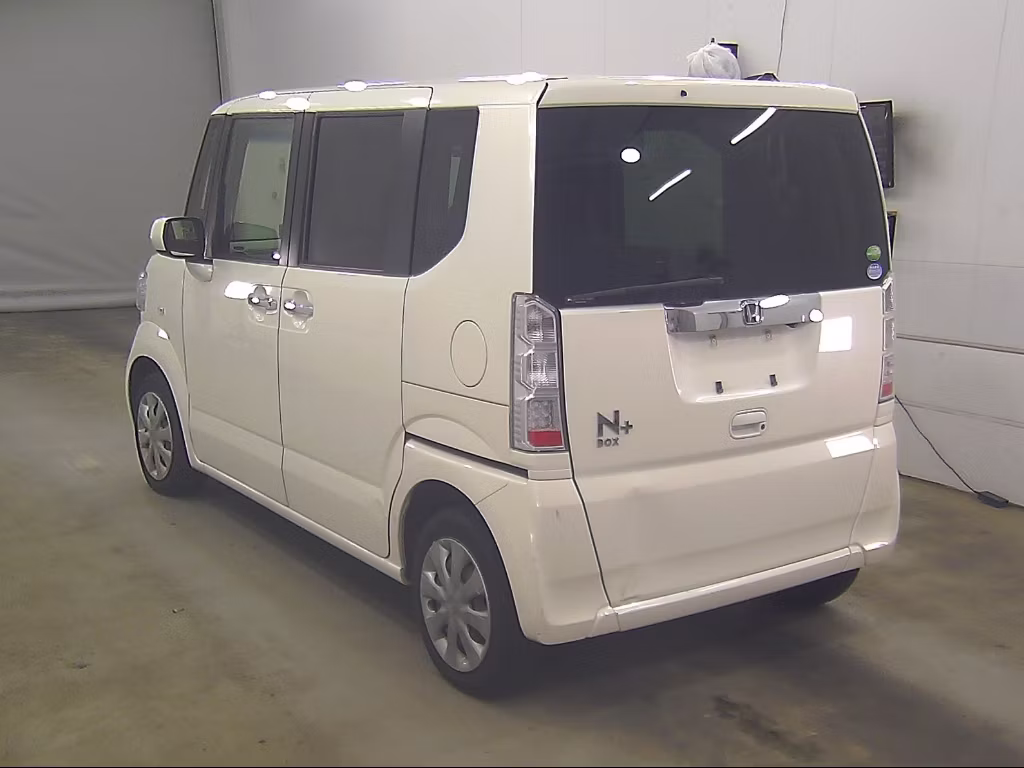 HONDA N-BOX+
