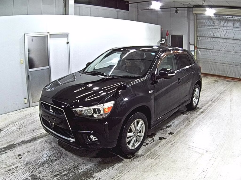 MITSUBISHI RVR