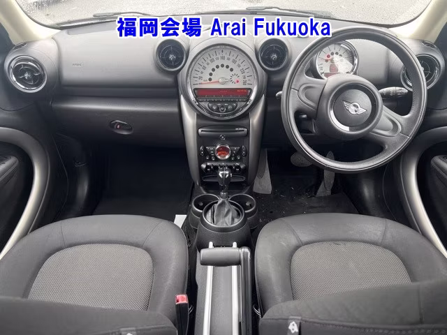 MINI CROSSOVER