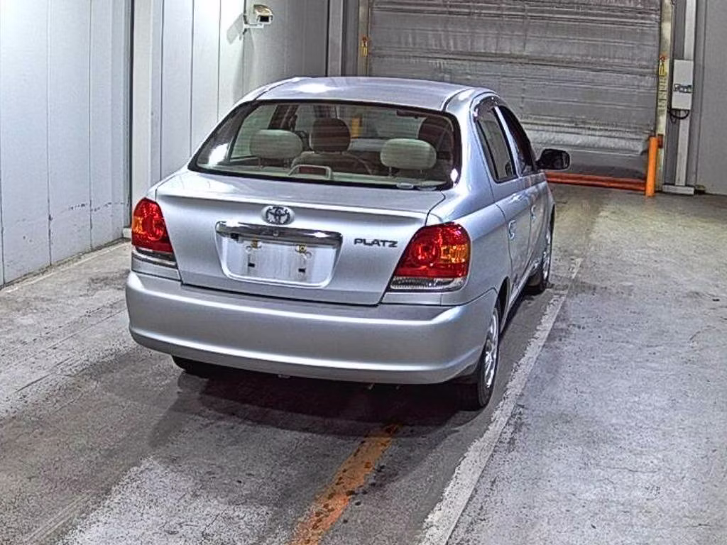 TOYOTA PLATZ