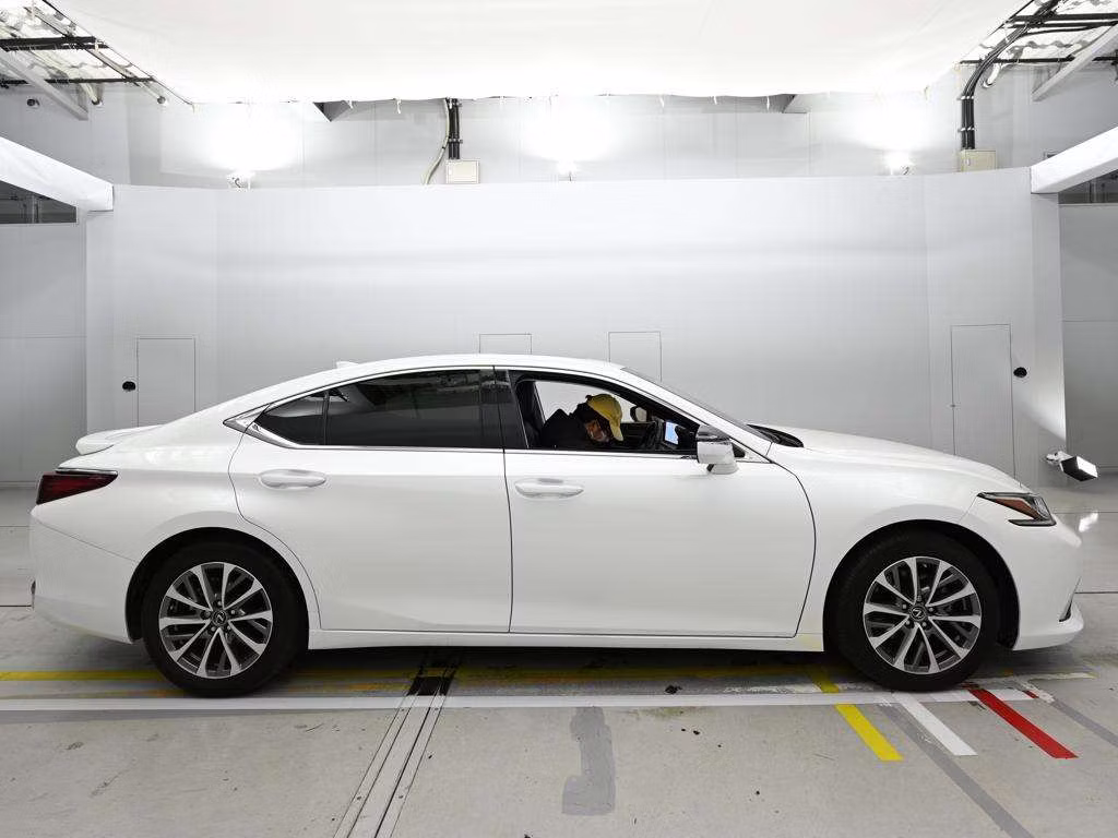LEXUS ES300H