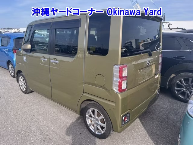 DAIHATSU WAKE
