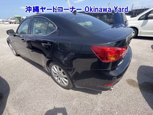 LEXUS IS250