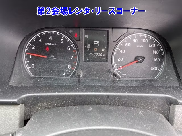 NISSAN NV350 CARAVAN