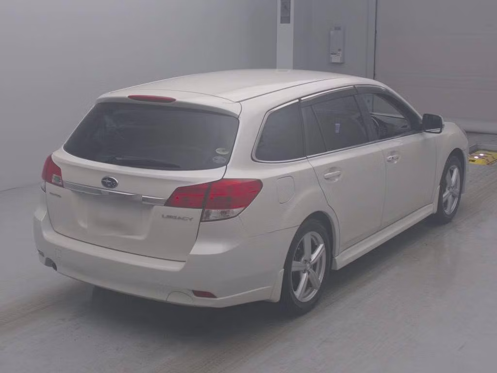 SUBARU LEGACY