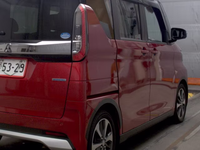 MITSUBISHI EK SPACE
