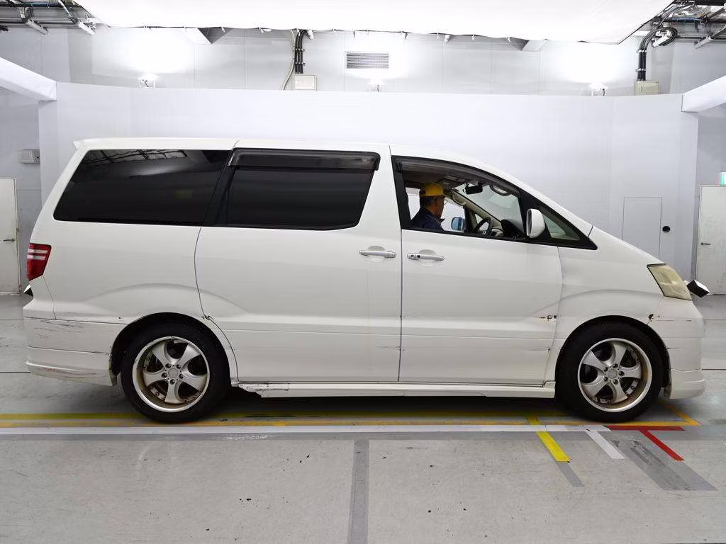TOYOTA ALPHARD