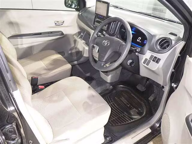 TOYOTA PIXIS EPOCH